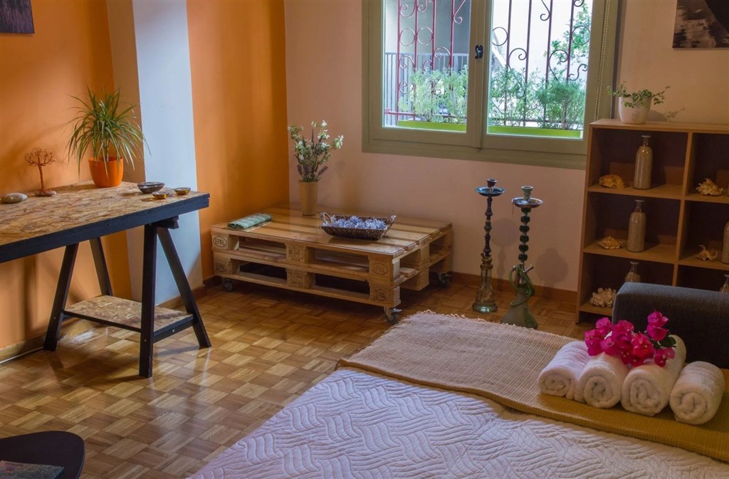 na-prodej-zrekonstruovany-a-kompletne-zarizeny-apartman-v-centru-mesta-chania-kreta-recko