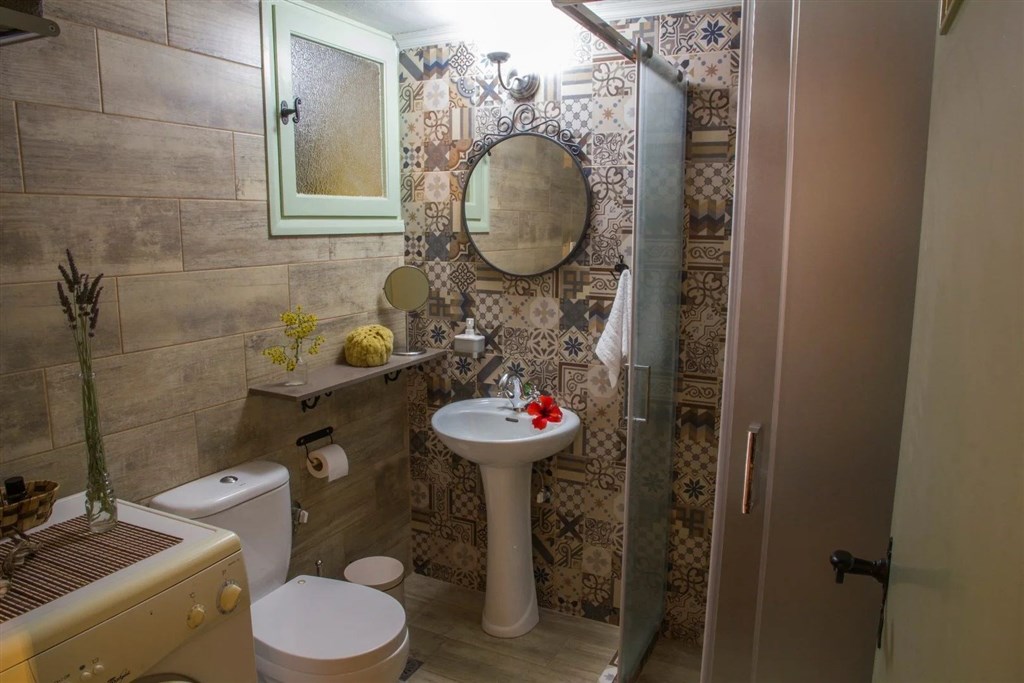 na-prodej-zrekonstruovany-a-kompletne-zarizeny-apartman-v-centru-mesta-chania-kreta-recko