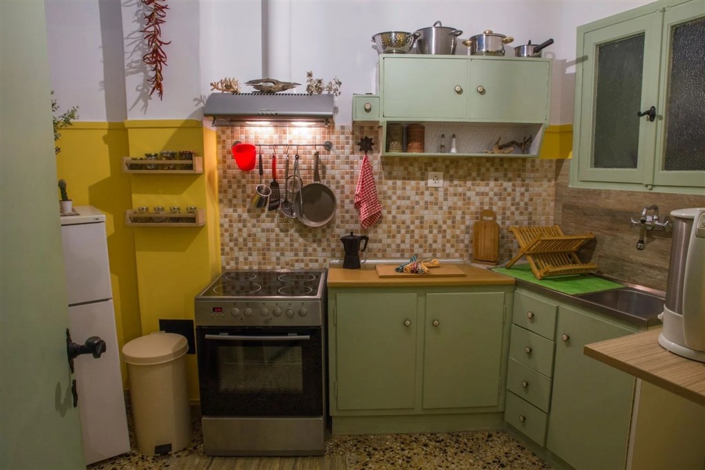 na-prodej-zrekonstruovany-a-kompletne-zarizeny-apartman-v-centru-mesta-chania-kreta-recko