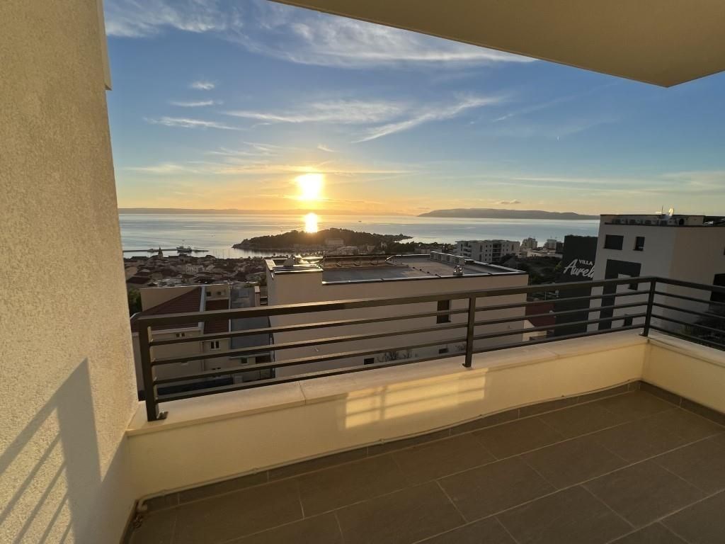 nova-vila-s-bazenem-a-nadhernym-vyhledem-na-more-oblast-makarska-chorvatsko