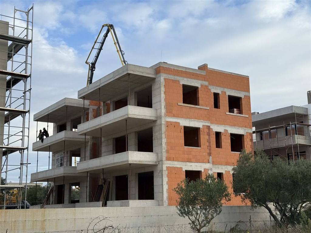 na-prodej-novy-apartman-se-dvema-loznicemi-a-stresni-terasou-s-vyhledem-na-more-sukosan-u-zadaru-chorvatsku