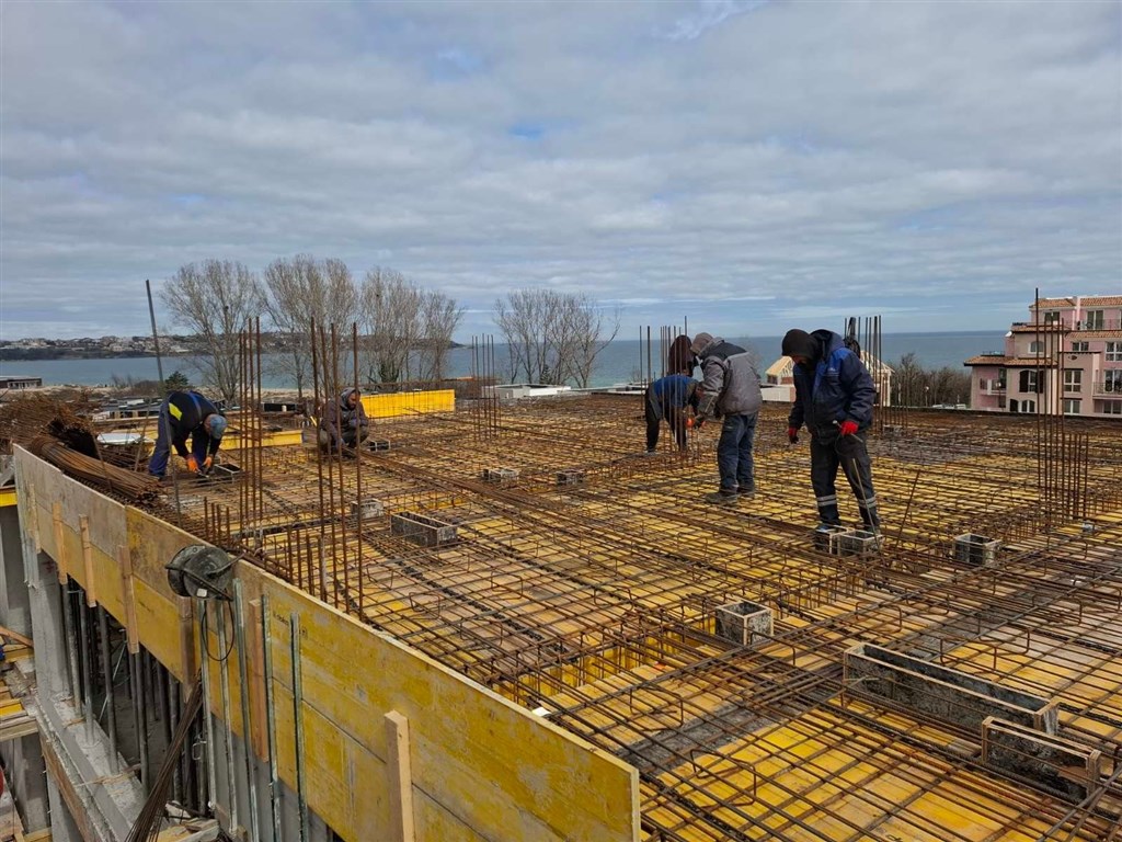 na-prodej-nove-a-prostorne-studio-jen-par-metru-od-more-a-plaze-sozopol-bulharsko