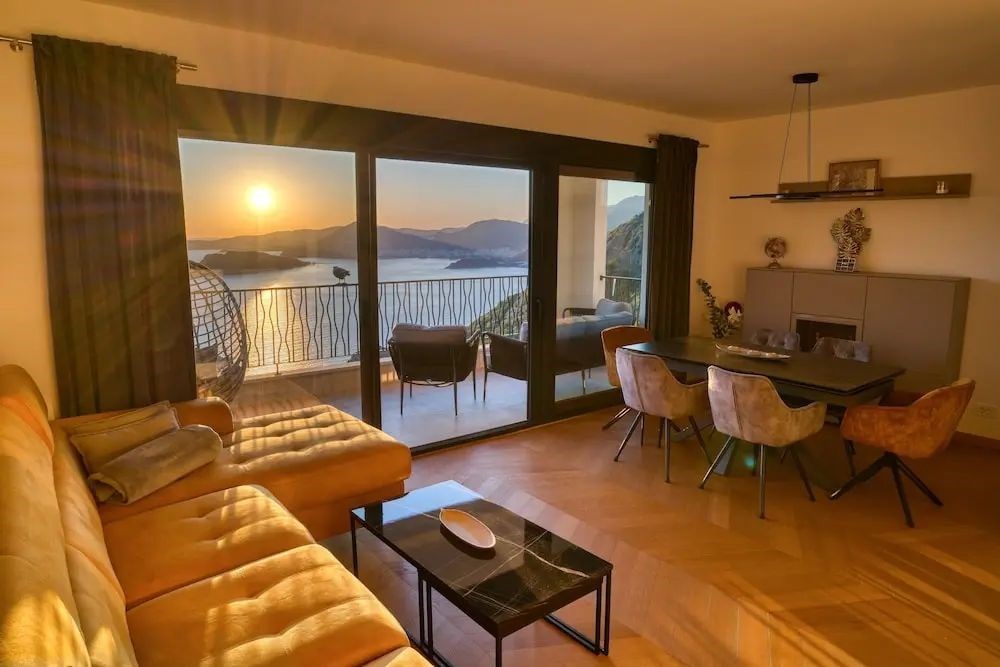 na-prodej-prostorny-apartman-4-kk-s-terasou-a-panoramatickymi-vyhledy-v-budve-sveti-stefan-cerna-hora