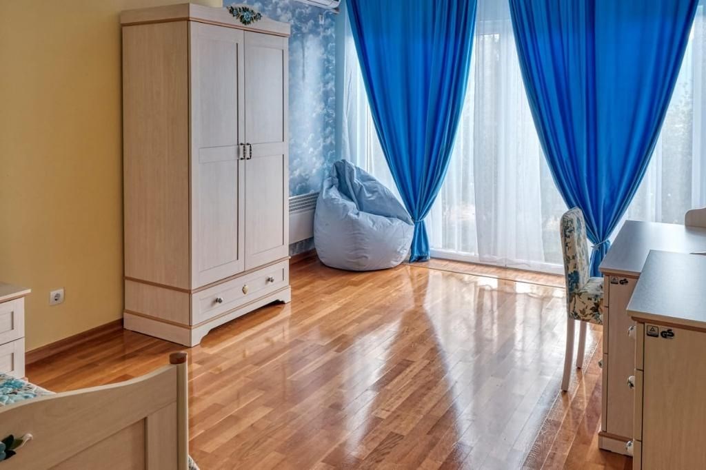 na-prodej-prostorny-mezonet-s-vyhledem-na-more-kumbor-herceg-novi-cerna-hora