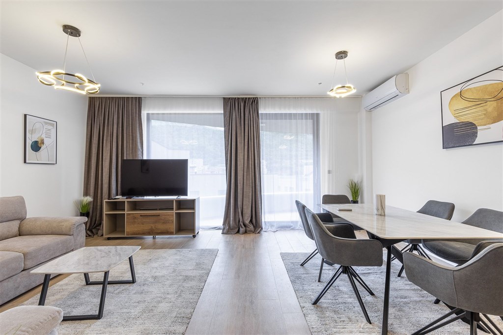 na-prodej-dvouloznicovy-apartman-pouze-100-metru-od-plaze-v-rafajlovici-cerna-hora