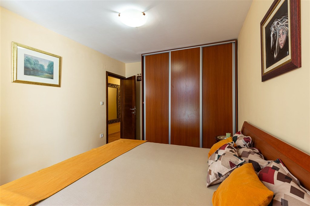 na-prodej-prostorny-apartman-v-samem-srdci-budvy-v-blizkosti-stariho-mesta-a-plaze-cerna-hora