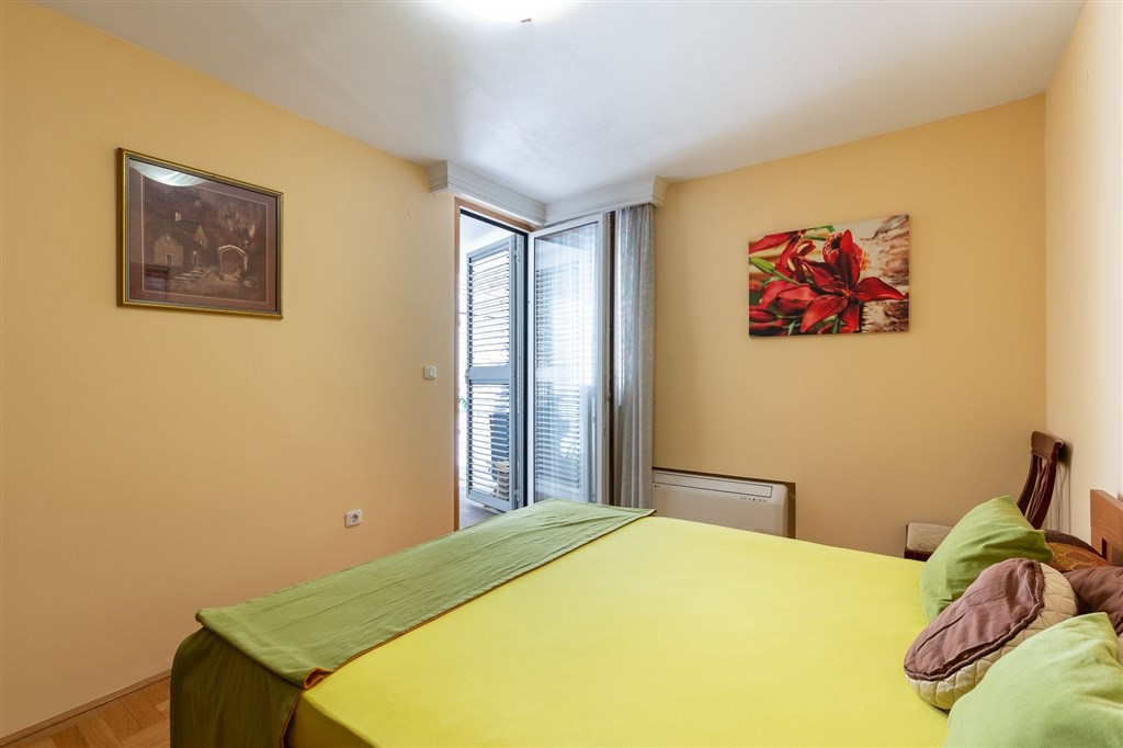 na-prodej-prostorny-apartman-v-samem-srdci-budvy-v-blizkosti-stariho-mesta-a-plaze-cerna-hora