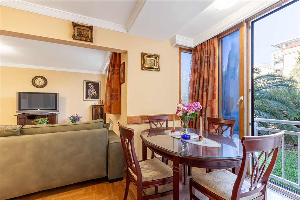 na-prodej-prostorny-apartman-v-samem-srdci-budvy-v-blizkosti-stariho-mesta-a-plaze-cerna-hora