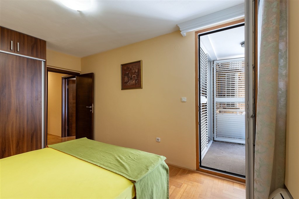 na-prodej-prostorny-apartman-v-samem-srdci-budvy-v-blizkosti-stariho-mesta-a-plaze-cerna-hora