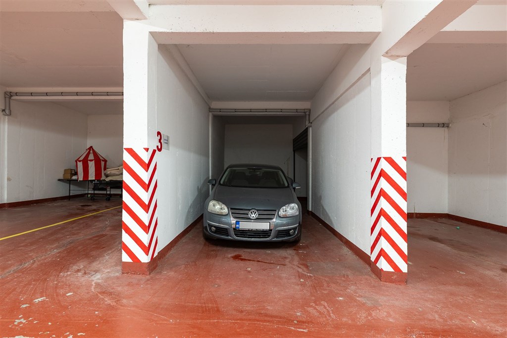 na-prodej-moderni-triloznicovy-apartman-v-zatoce-kotorske-s-panoramoatickym-vyhledem-na-more-kotor-cerne-hora
