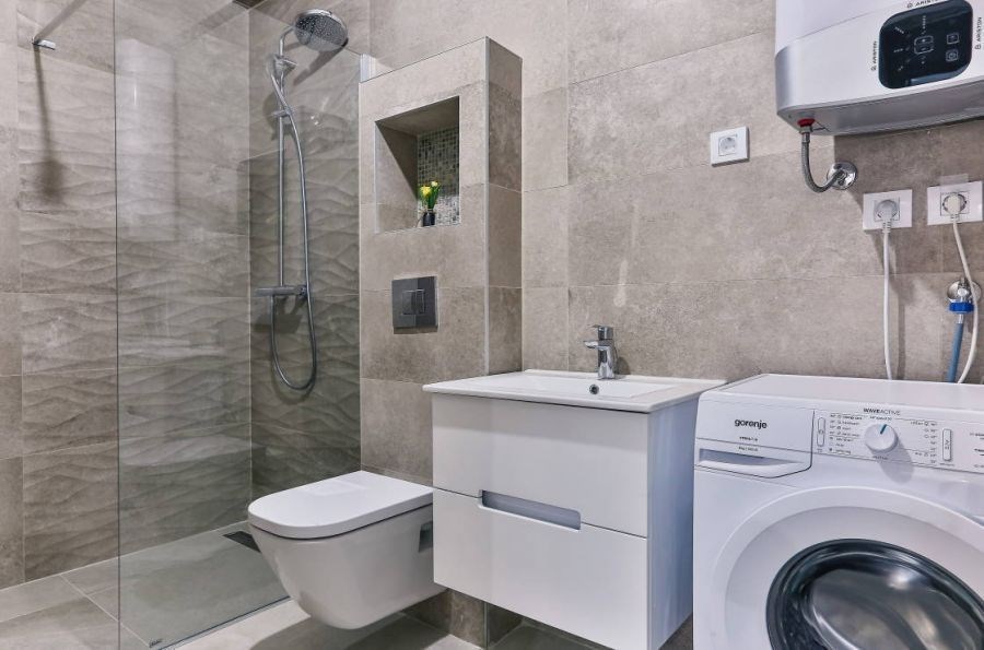 na-prodej-triloznicovy-apartman-v-becici-cerna-hora