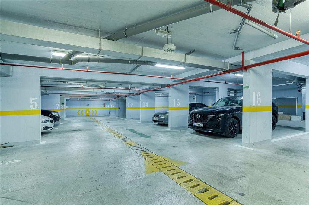 k-prodeji-moderni-zarizeny-byt-3-kk-s-balkonem-v-klidne-lokalite-budvy-cerna-hora