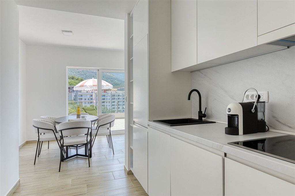 na-prodej-luxusni-apartman-v-becici-cerna-hora