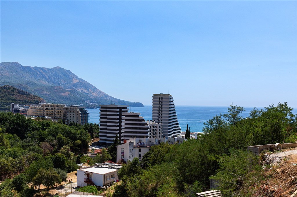 na-prodej-luxusni-apartman-v-becici-cerna-hora
