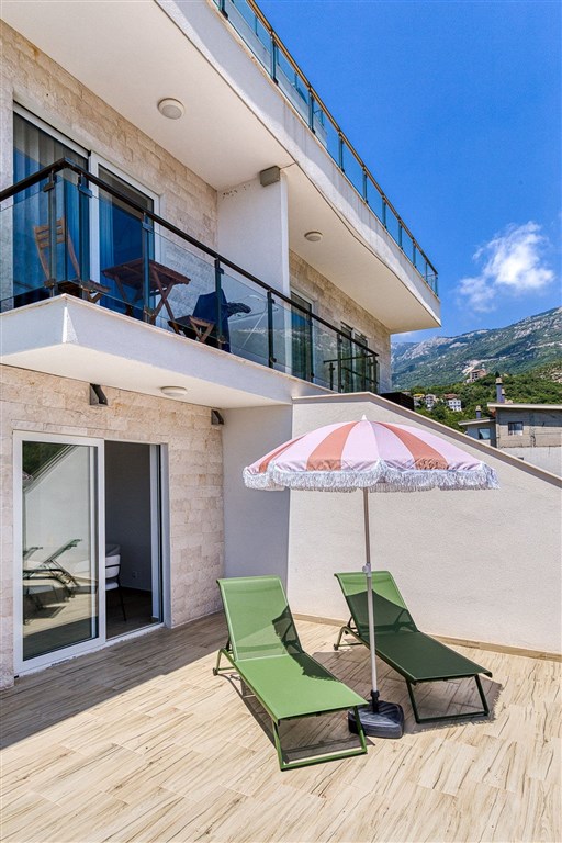 na-prodej-luxusni-apartman-v-becici-cerna-hora
