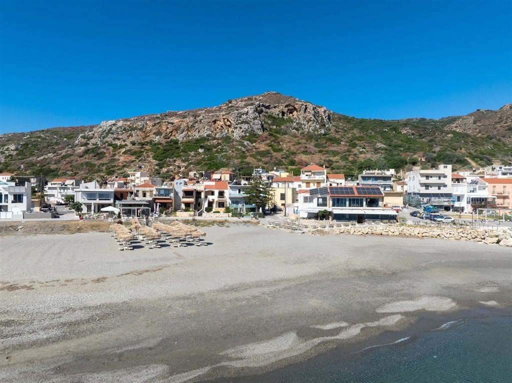 na-prodej-jednopatrova-rezidence-primo-u-plaze-s-uzasnym-vyhledem-na-more-v-kolymbarii-kreta-recko