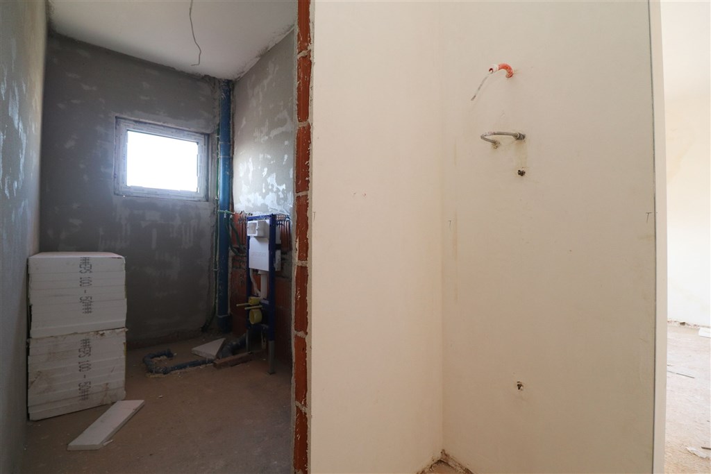 na-prodej-novy-apartman-s-dvorkem-v-blizkosti-more-vodice-chorvatsko