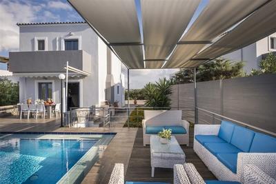 Tři moderní vily s bazény a výhledem na moře, Kréta, Řecko