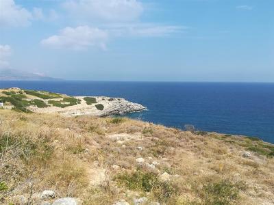 Pozemek přímo u pobřeží moře a s úchvatným výhledem, Kréta, Řecko