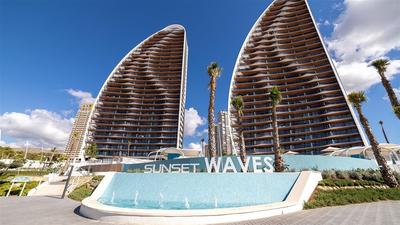 Nový luxusní apartmán u moře a pláže, Benidorm, Španělsko