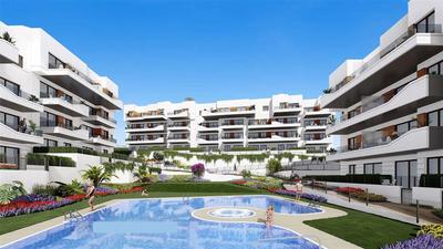 Nový atraktivní apartmán v komplexu s bazény, Alicante, Španělsko