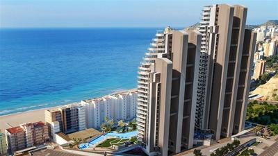Nový luxusní apartmán u moře a pláže, Benidorm, Španělsko