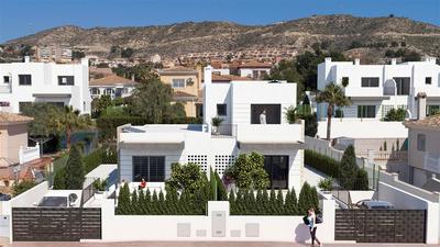 Na prodej nová vila se zahradou, Alicante, Costa Blanca, Španělsko