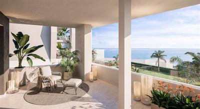 Na prodej nový apartmán s velkou terasou, Fuengirola, Španělsko