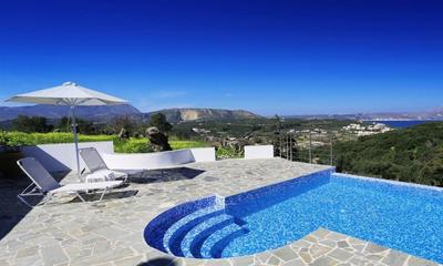Na prodej luxusní vila s bazénem a výhledem na moře, Kréta, Řecko