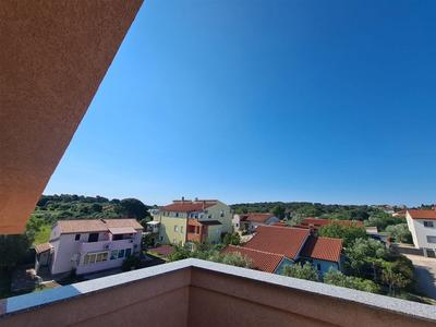 Na prodej apartmán se 2 ložnicemi v Pula Štinjan, Istrie,  Chorvatsko