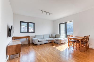 Na prodej moderní apartmán s vyhledem na moře v Bečiči, Čená Hora 