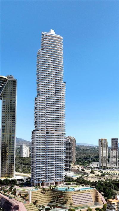 Na prodej luxusní apartmány s jedinečným výhledem v rezidenci Tower na pláži Poniente v Benidormu, Španělsko.