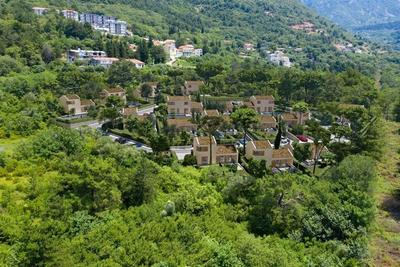 Na prodej moderní vilky v rezidenční projektu, Kavač, Černá Hora   