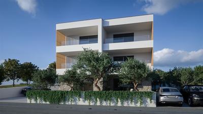  
Nový apartmán s prostornou terasou na skvělém místě,  v 1. řadě u moře, Brodarica, Chorvatsko
